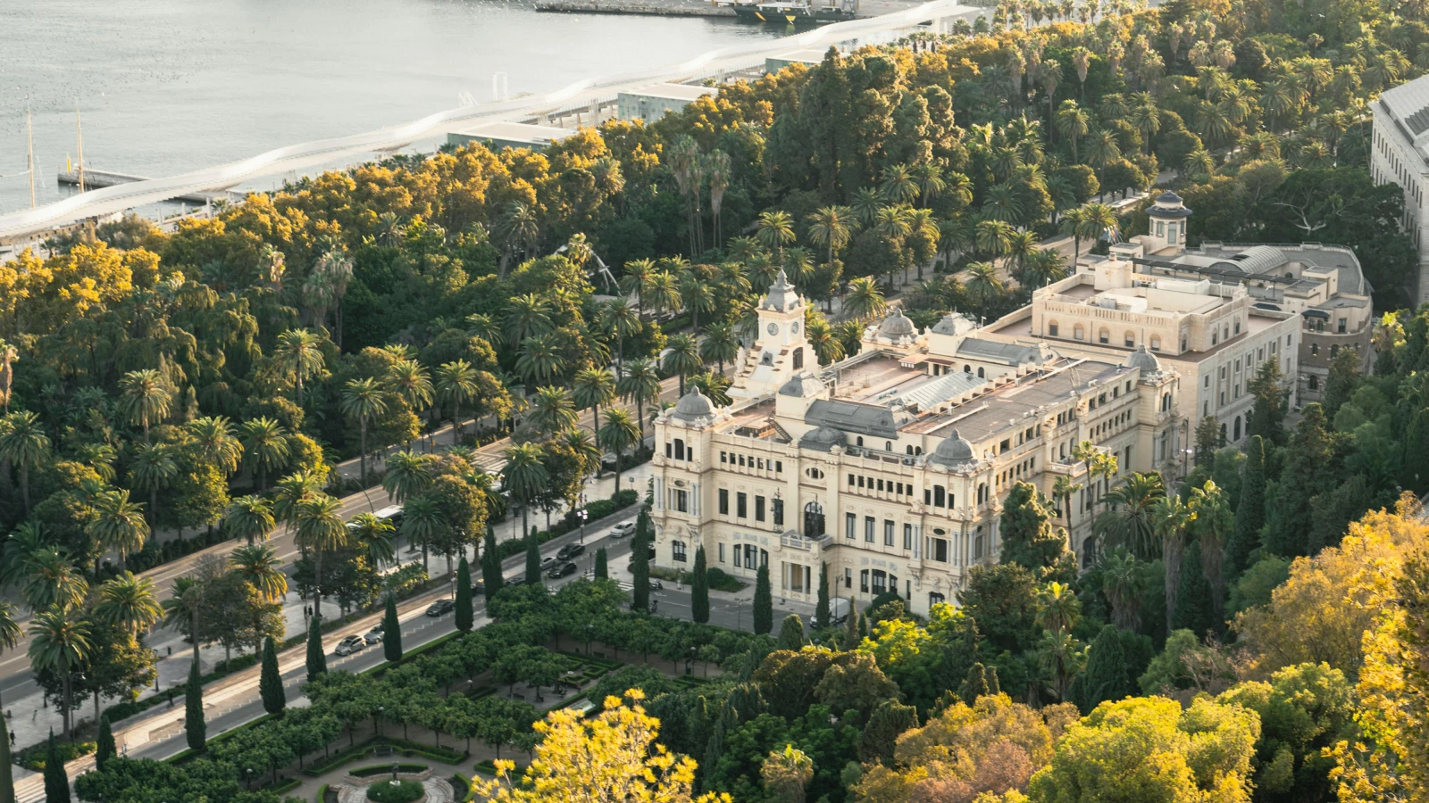 Parque de Málaga waterfront boulevard ideal for a car rental city break
